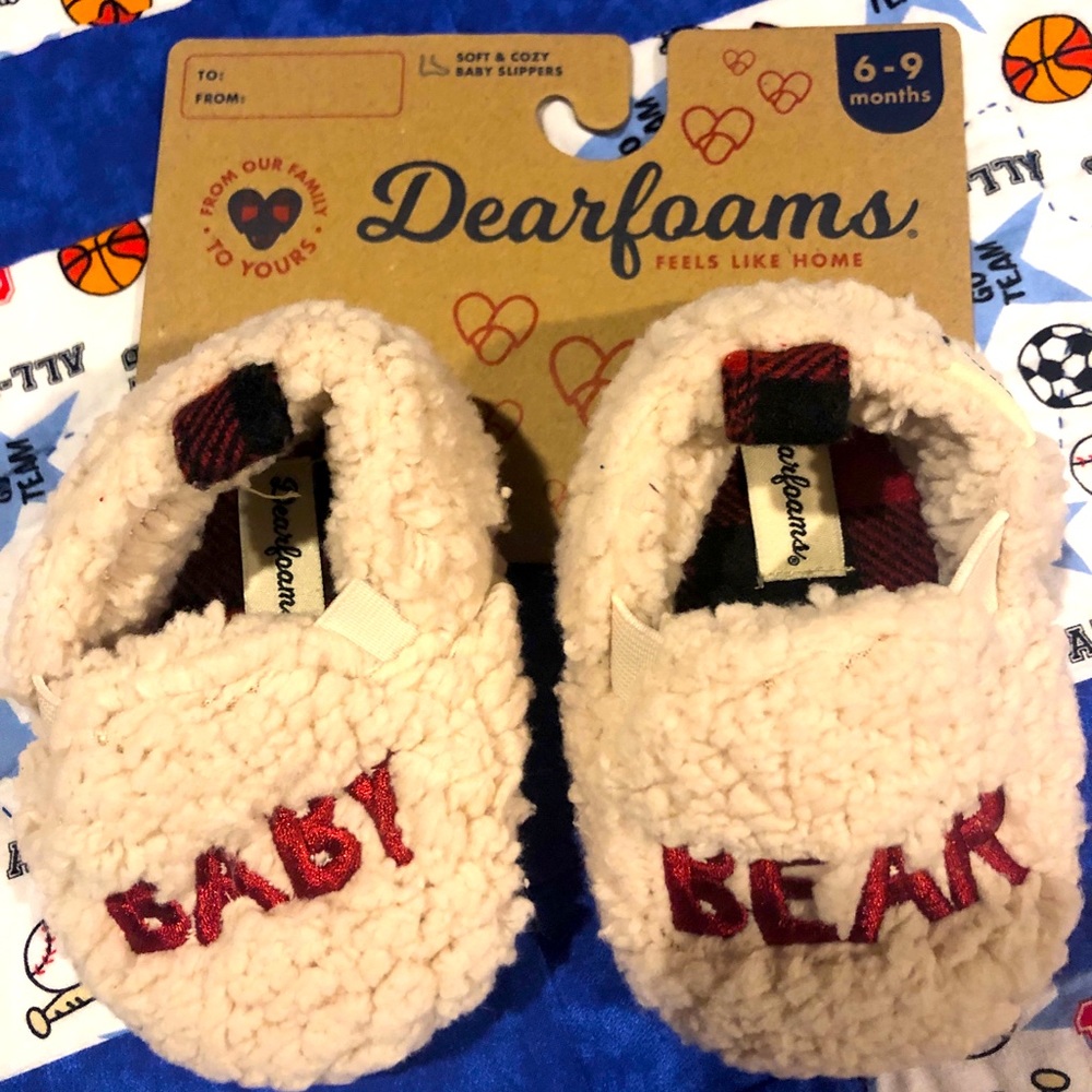 Baby slippers 6-9 months
